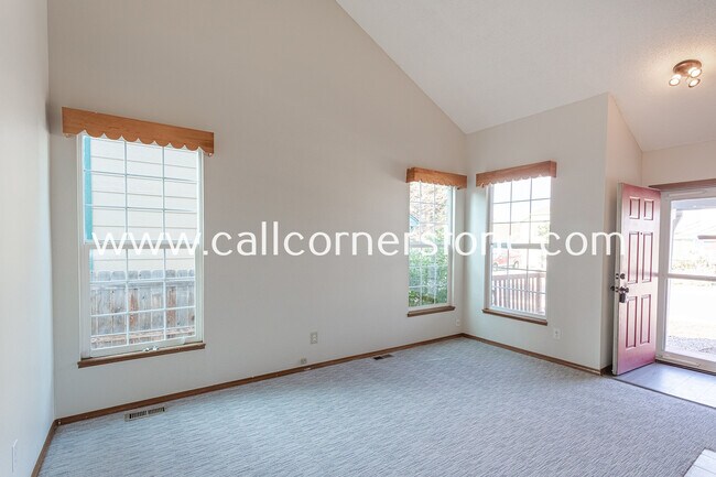 Building Photo - 8283 Chancellor Dr