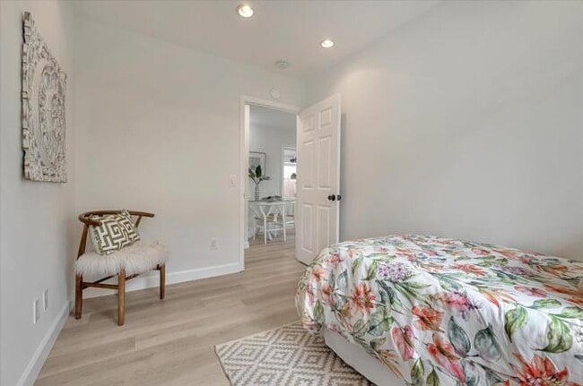 Foto del edificio - 815 24th Ave