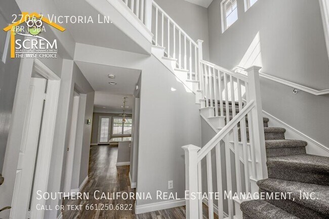 Foto del edificio - Stunning Four Bedroom Home with Solar in B...