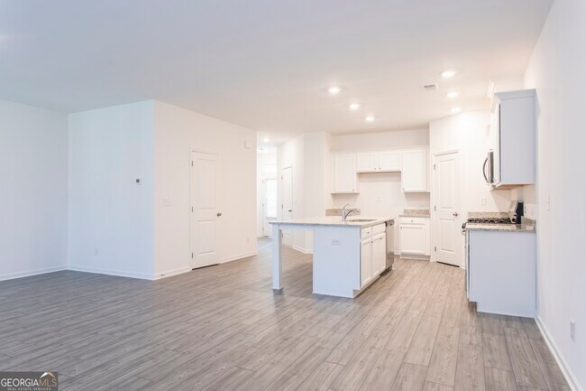 Building Photo - 2369 Richmond Row Dr