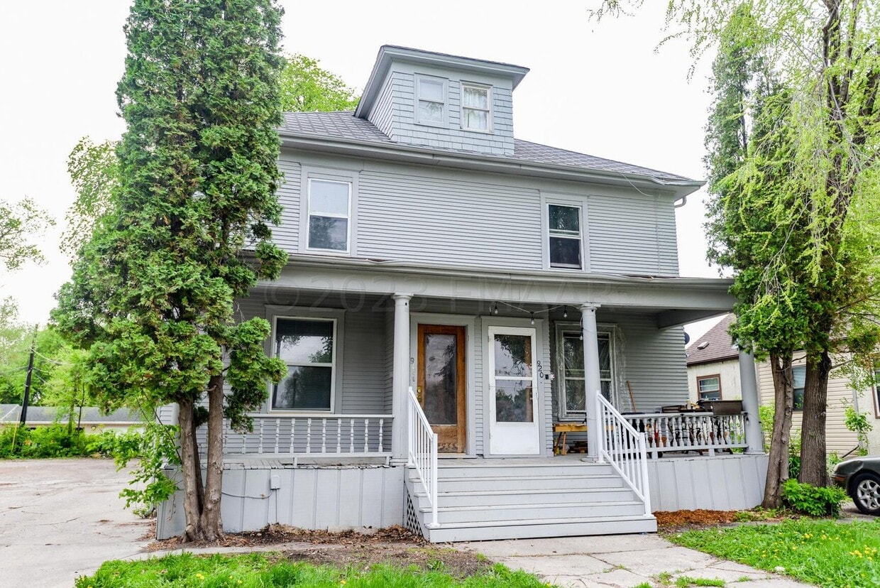 918920920 12th Ave N, Fargo, ND 58102 Townhome Rentals in Fargo ND