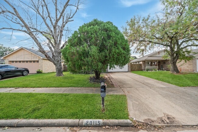 Building Photo - 20115 Raingate Ln