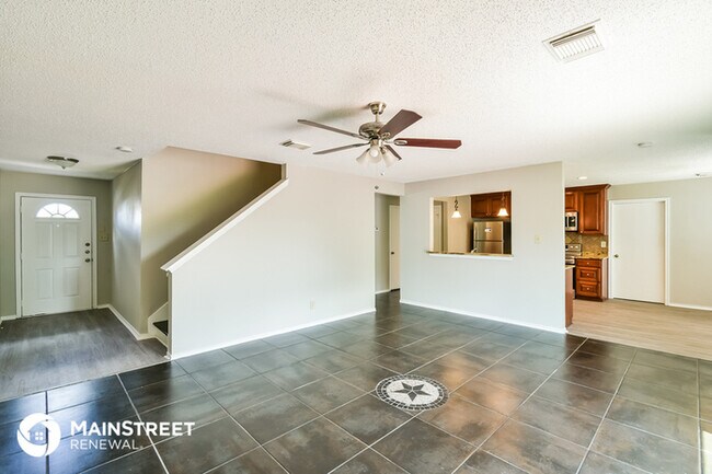 Building Photo - 6578 Beech Trail Dr
