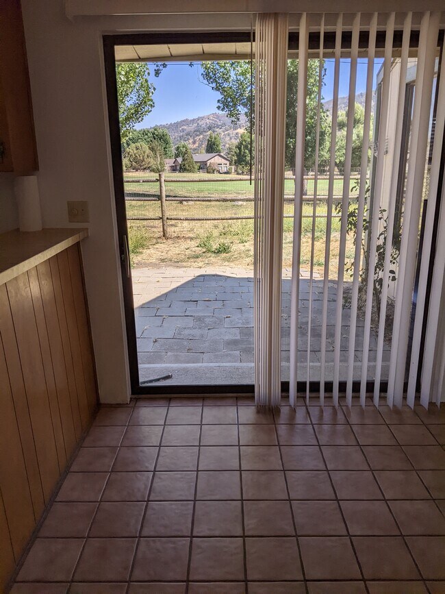 Building Photo - 24080 Basin Harbor Ct