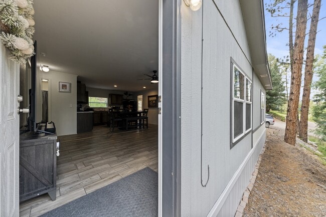 Building Photo - 109 Mountain Dr