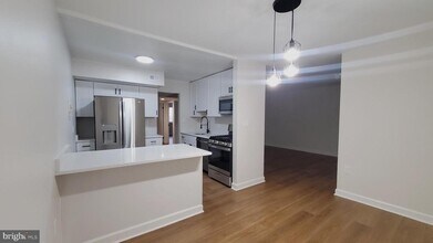 Building Photo - 5039 Green Mountain Cir