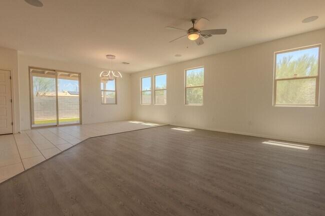 Foto del edificio - 3 Bedroom, 2.5 Bath