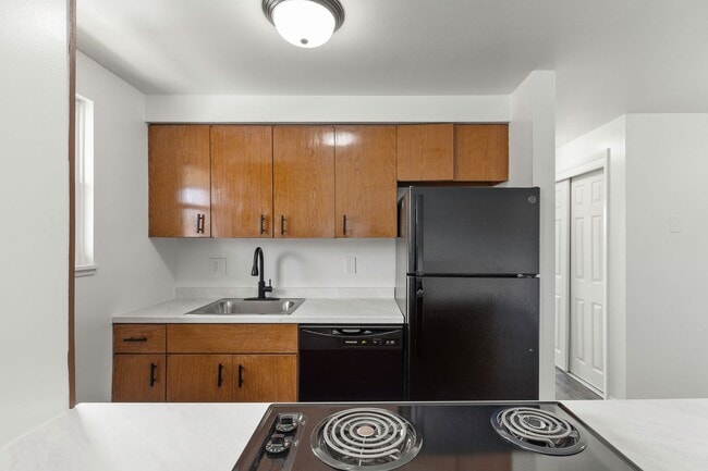 Interior Photo - Swiss Village Apartments