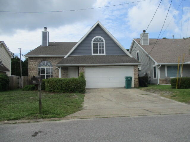 Primary Photo - 453 Sandy Ridge Cir