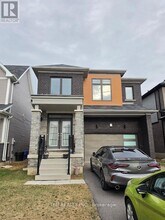 Building Photo - 22 Charm Pl