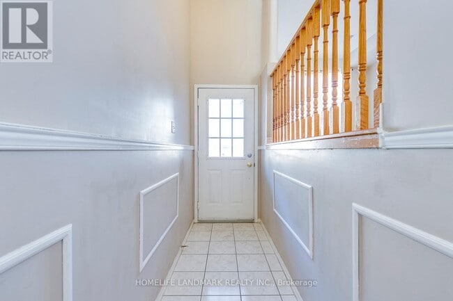 Photo du bâtiment - 1050 Bristol Rd W