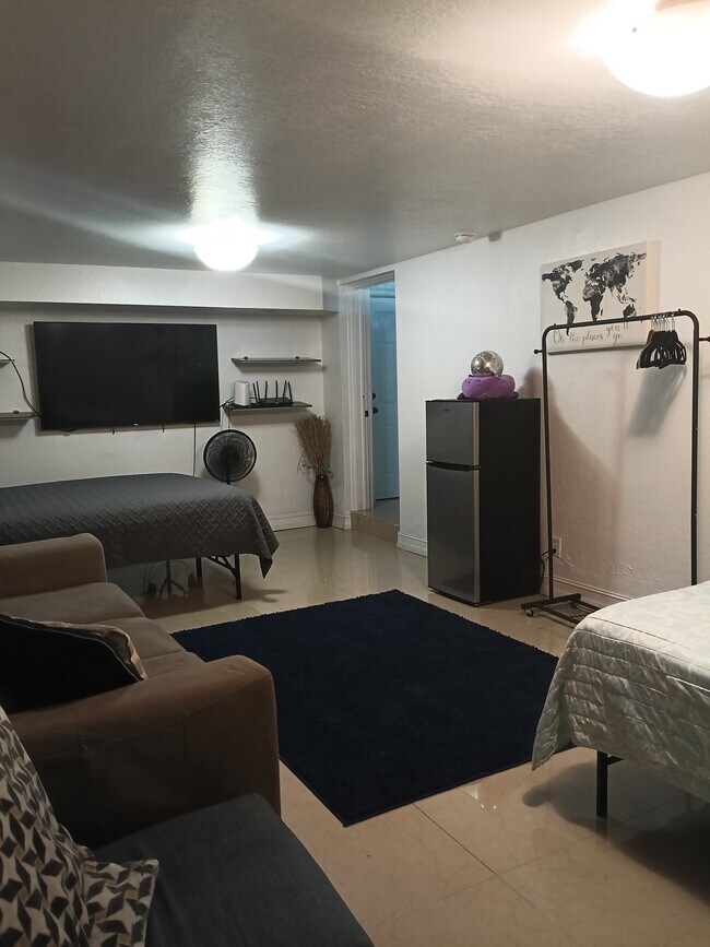 Foto del edificio - 1117 SW 22nd Ave