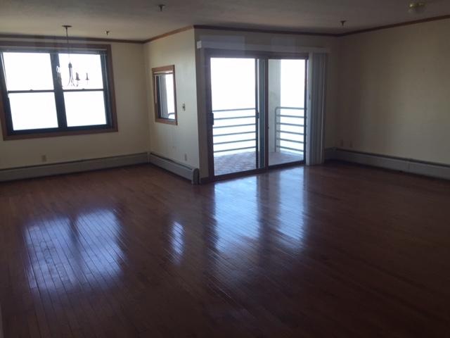 Building Photo - 1 A St