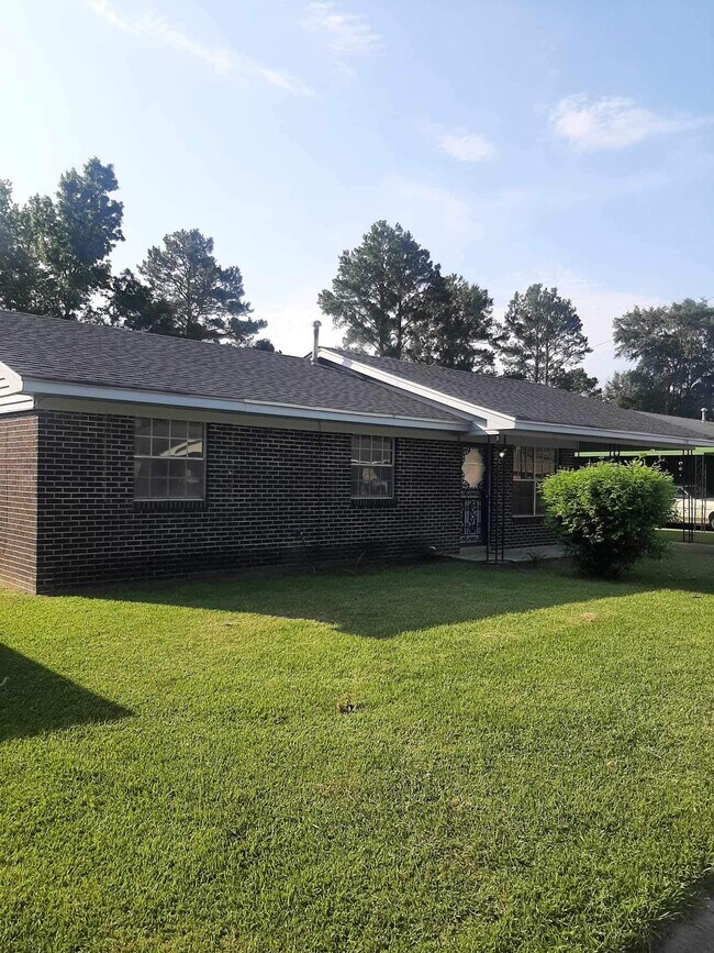 1518 N 27th St, Columbus, MS 39701 House Rental in Columbus, MS