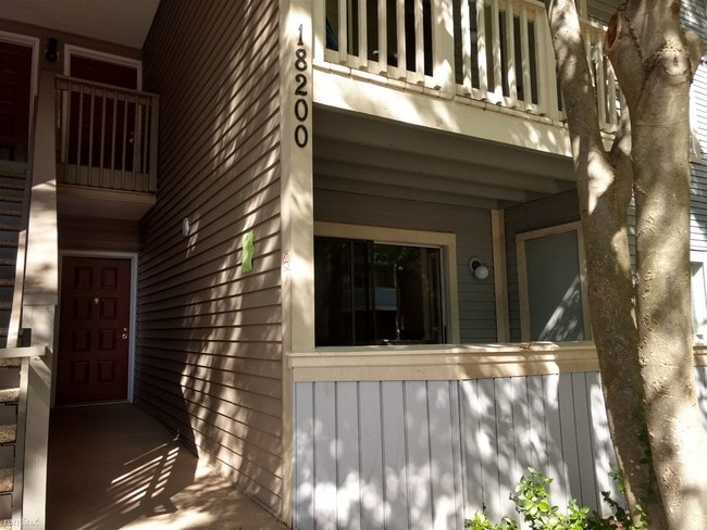 Building Photo - 18200 Chalet Dr