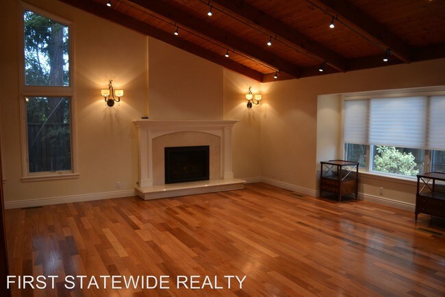 Building Photo - 2371 Friars Ct