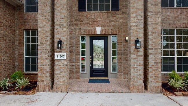 Foto del edificio - 14207 Begonia Estates Ct