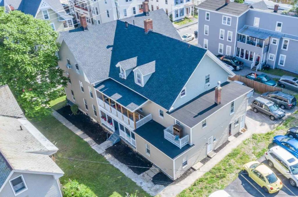 Foto principal - 305 Amherst St