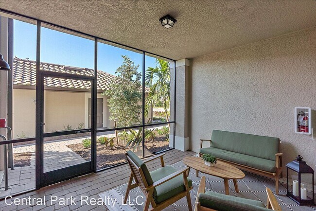 Foto del edificio - 2 br, 2 bath House - 5685 Palmer Circle #105