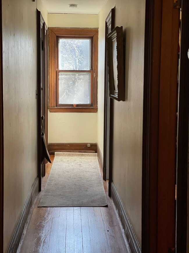 Building Photo - 288 Willow St