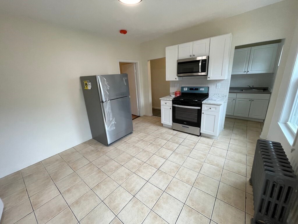 26 Granite St Unit 2, Somerville, MA 02143 26 Granite St Somerville