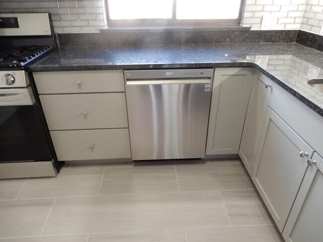 Foto del edificio - 1526 N Harlem Ave