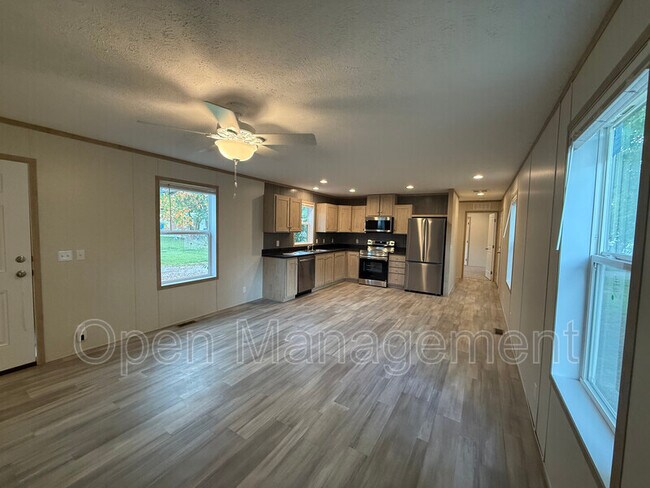 Building Photo - 7534 US-60