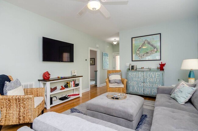 Foto del edificio - 1725 Spot Ln