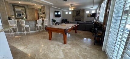 Building Photo - 9905 Fox Springs Dr