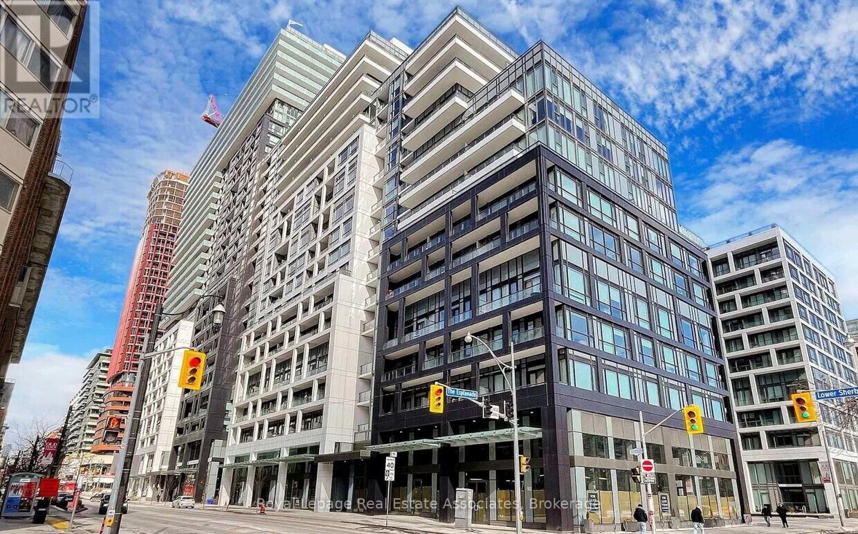 Photo principale - 121 Lower Sherbourne St