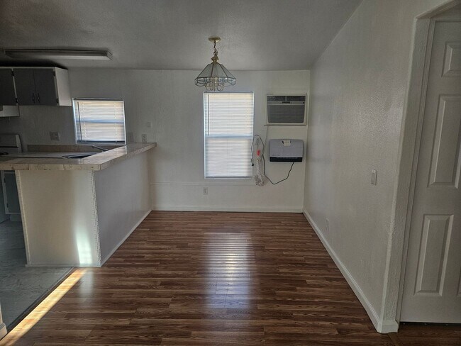 Building Photo - 3 Bedroom Manufactured Home in Bullhead City