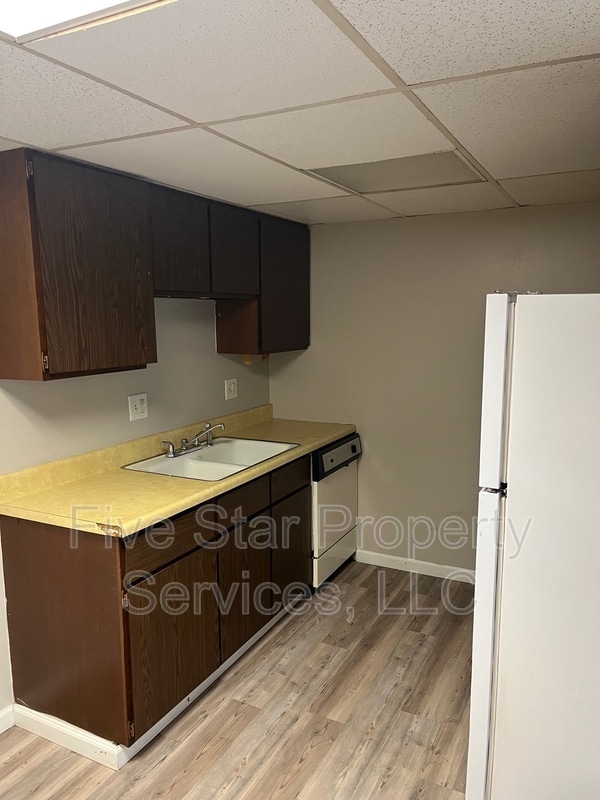 Foto del edificio - 205 W Allen St