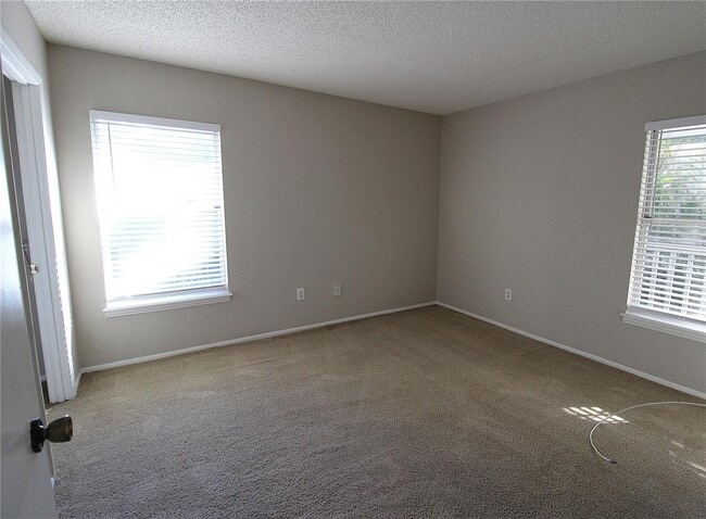 Foto del edificio - 8121 45th Ct E