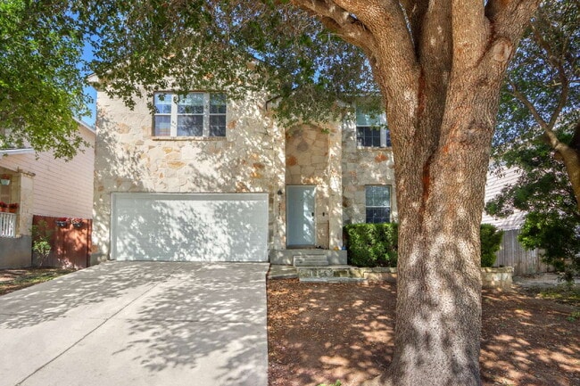 Building Photo - "Spacious 4-Bed Oasis with 2.5 Baths in Pr...