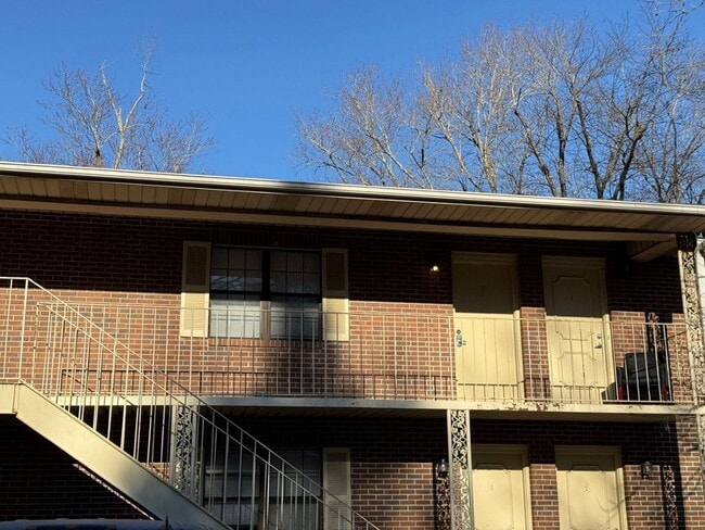 Building Photo - 4409 Bruhin Rd