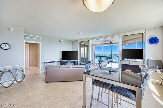 Foto del edificio - 2090 W First St