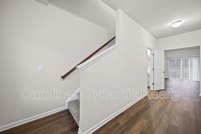 Foto del edificio - 916 S Battleground Ave