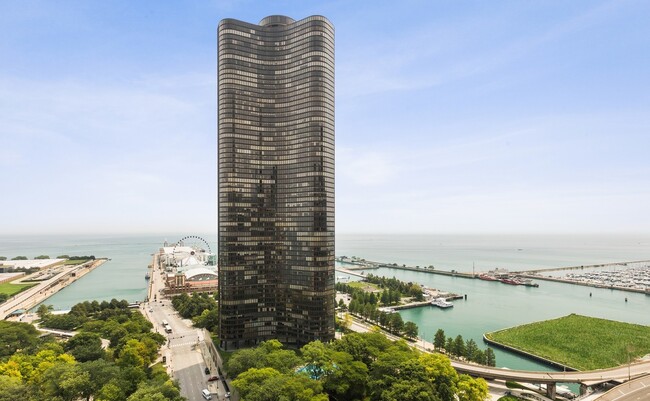 Foto del edificio - 530 N Lake Shore Dr.