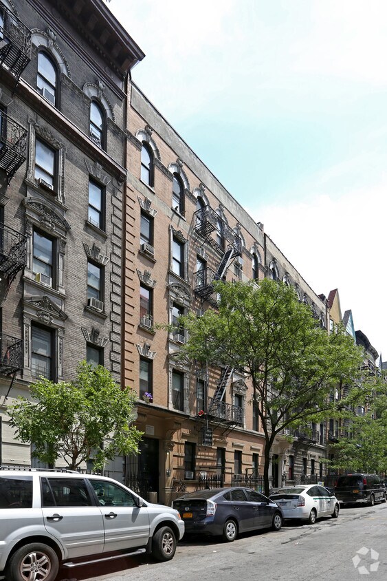 Building Photo - 545 W 144th St