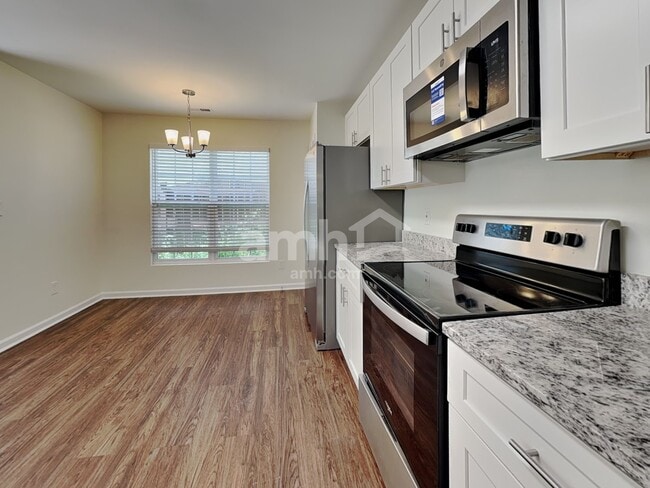 Foto del edificio - 5114 Wetlands Dr