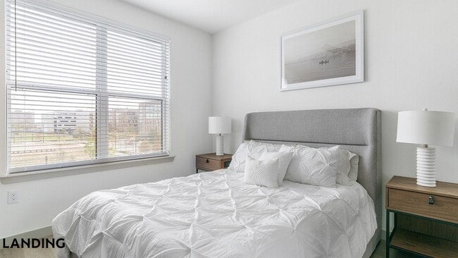 Building Photo - 91 Jensen Dr