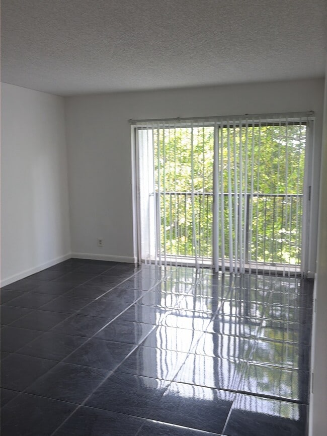 Building Photo - 8540 N Sherman Cir