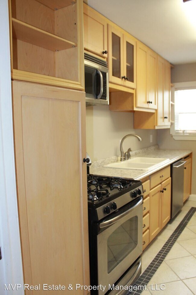 Building Photo - 1 br, 1 bath House - 908 E. Rose Dr