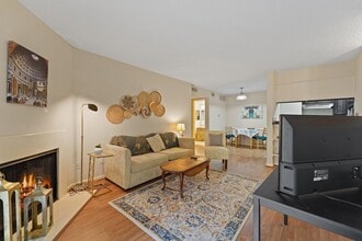 Building Photo - 2120 El Paseo St