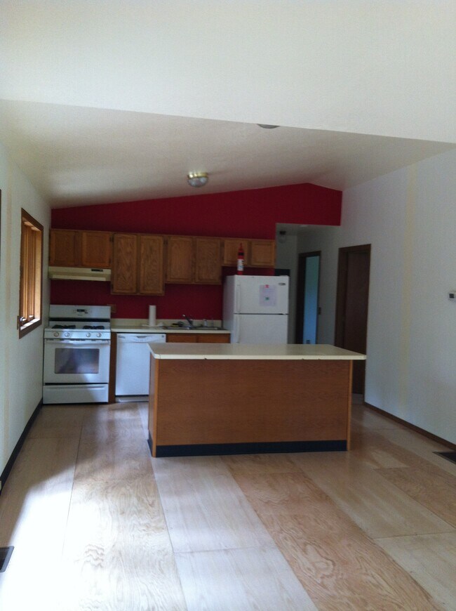 Foto del edificio - 1214 N Williwaw Way