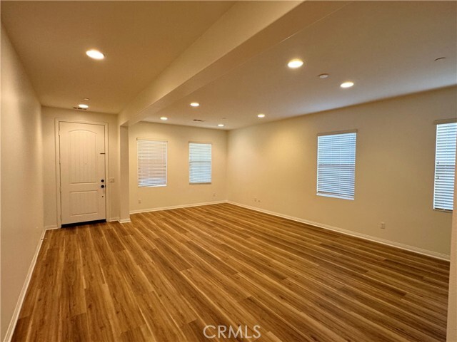 Building Photo - 14618 Viva Dr
