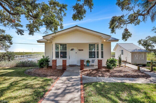 Foto del edificio - 2 br, 1 bath House - 2314 East Blvd Chiefs...
