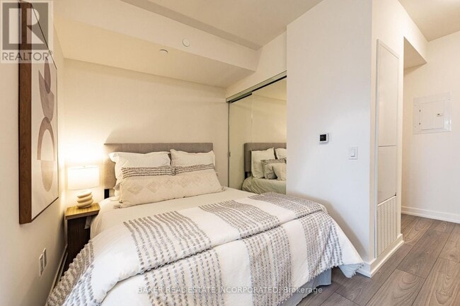 Photo du bâtiment - 223 Redpath Ave