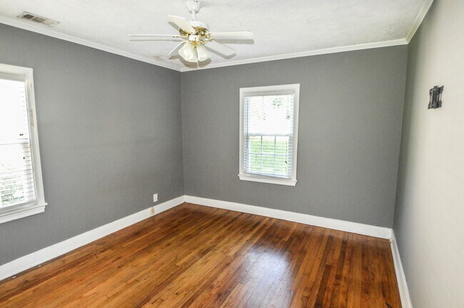 Foto del edificio - 940 E Glenn Ave