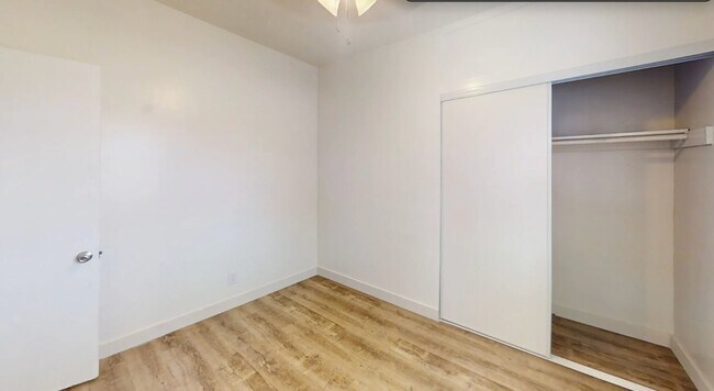 Foto del edificio - 3348 Santa Fe Ave